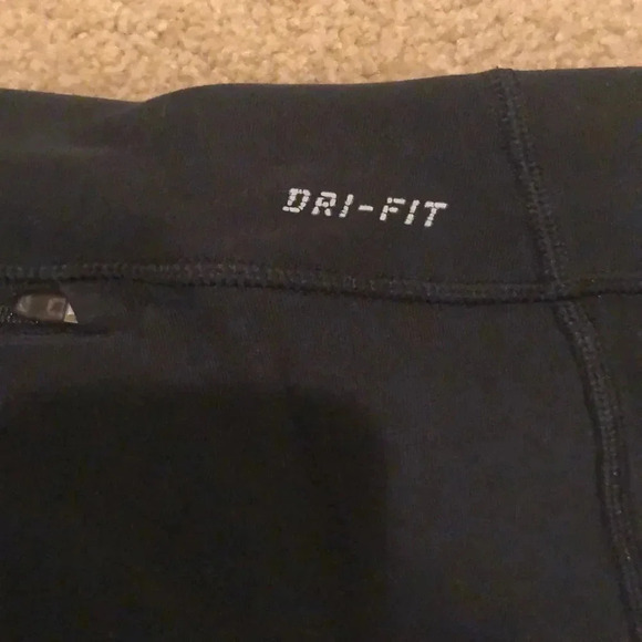 Nike black Dri Fit capris - Picture 3 of 7